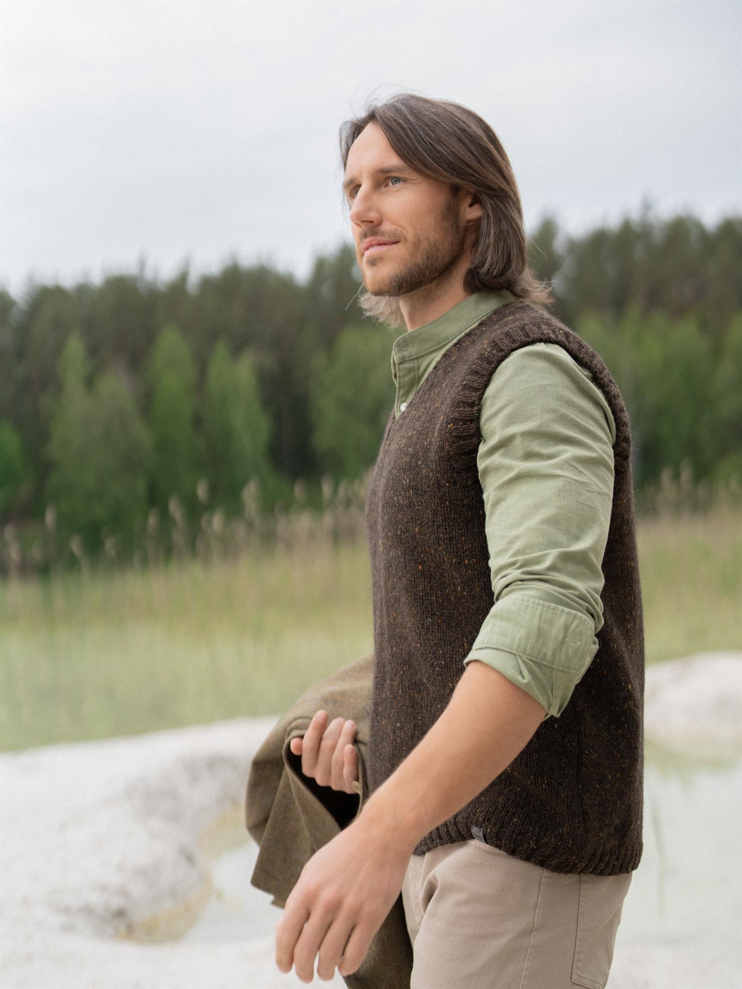 アパルトモン Original Yarn Tweed VEST ALC03701_medium2.jpg