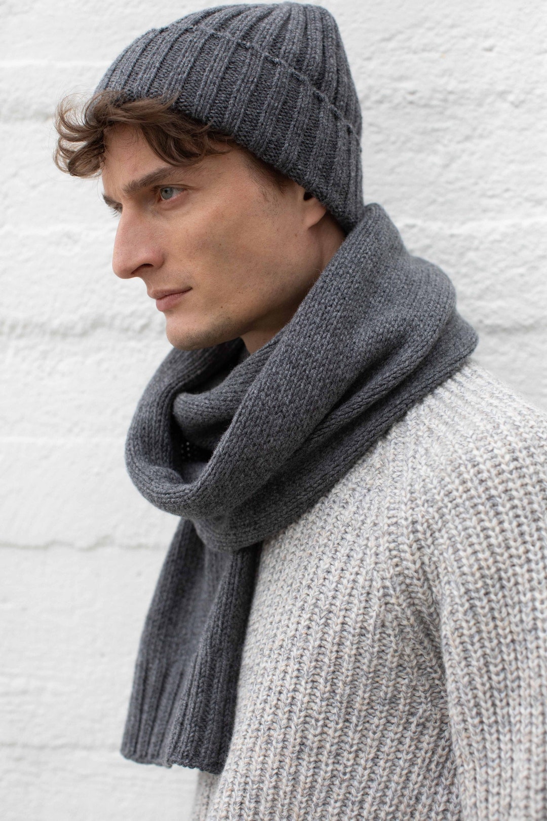 マフラー・ストール [MATINKIM]button point shawl knit muffler in charcoal Montagna | Black Soft Cotton Mix Urban Tube Scarf | In stock