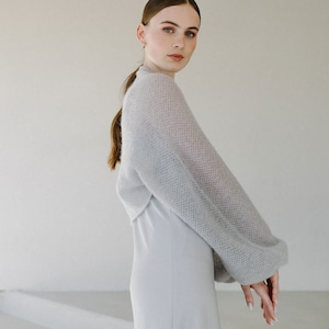 Ballonärmel Hochzeits-Shrug, Mohair-Bolero-Shrug, graue Brauthülle, weicher Mohair-Strick-Shrug, Luxusgeschenk für die zukünftige Braut / ELIZABETH Light Gray