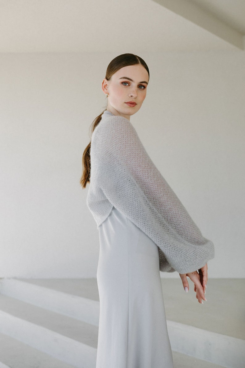 Ballonärmel Hochzeits-Shrug, Mohair-Bolero-Shrug, graue Brauthülle, weicher Mohair-Strick-Shrug, Luxusgeschenk für die zukünftige Braut / ELIZABETH Light Gray