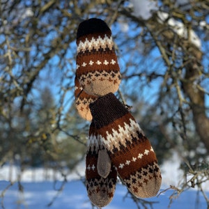 Natural wool Bernie Sanders woolen mittens, Winter crochet gloves, Bernie mittens knit, Warm brown mittens, Bernie Sanders fingerless gloves image 9