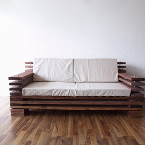 Design-Sofa aus Holz in Ihren Lieblingsfarben | Etsy