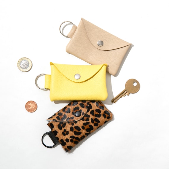 Amazon.com: Circle Bangle Leather Keychain Wallet ID Card Holder Keyring  Wristlet Bracelet Women Christmas Gifts Tassel Purse Women Girls (Beige) :  Clothing, Shoes & Jewelry