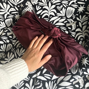 Sac Ravioli Fait a Paris Satin lux sac Furoshiki Inspired Knot Adjustable Bow Zip Clutch sac d'épaule Free Shipping Worldwide