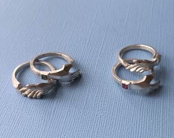 Craeven Romantic Two hands ring