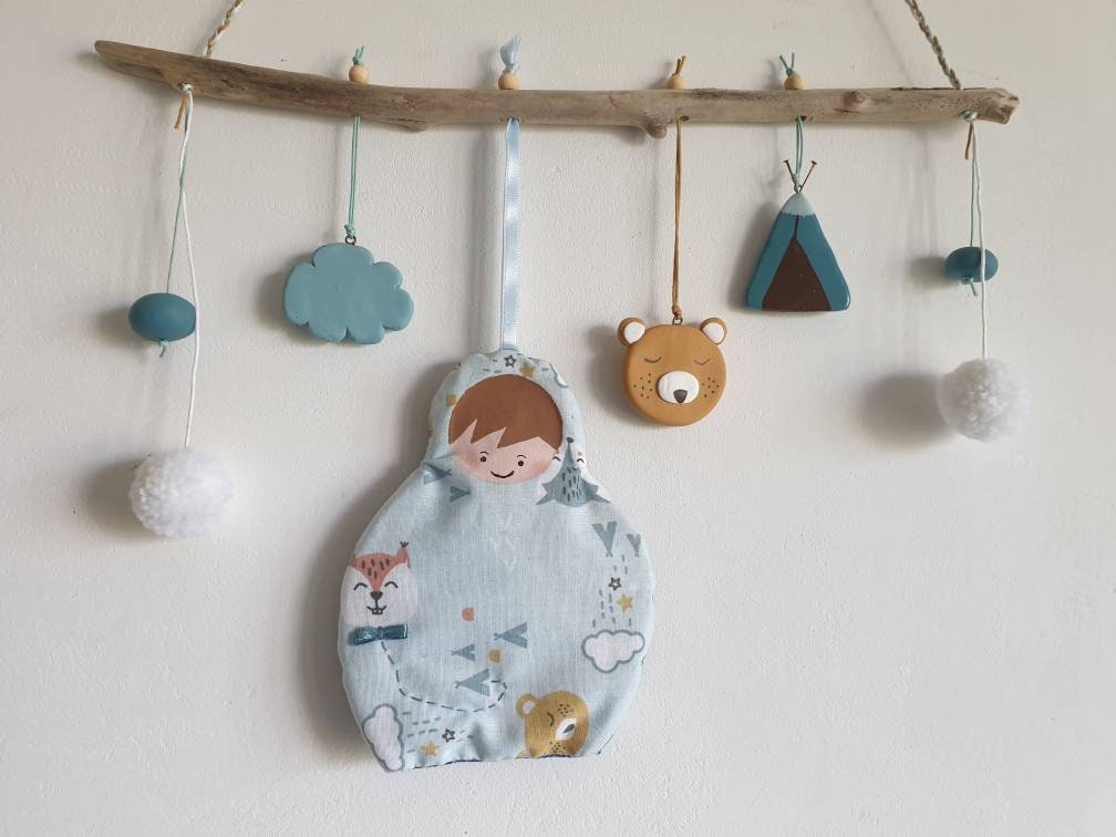 Déco'poupette Garçon sur Bois Flotté. Modèle Ourson.