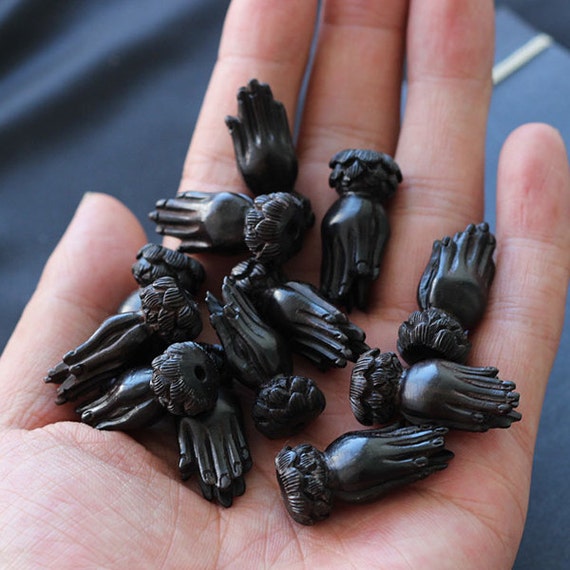 Sandalwood Hand Carved Lotus Pendant Charms Beads Bracelet Jewellry Finding Sandalwood Hand Carved Lotus Pendant Charms Beads Bracelet Jewellry Finding