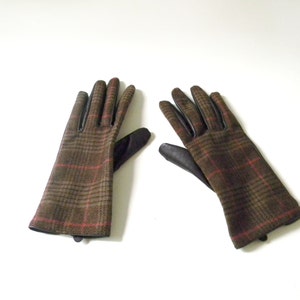 Vintage Womens Plaid & Leather Gloves image 2