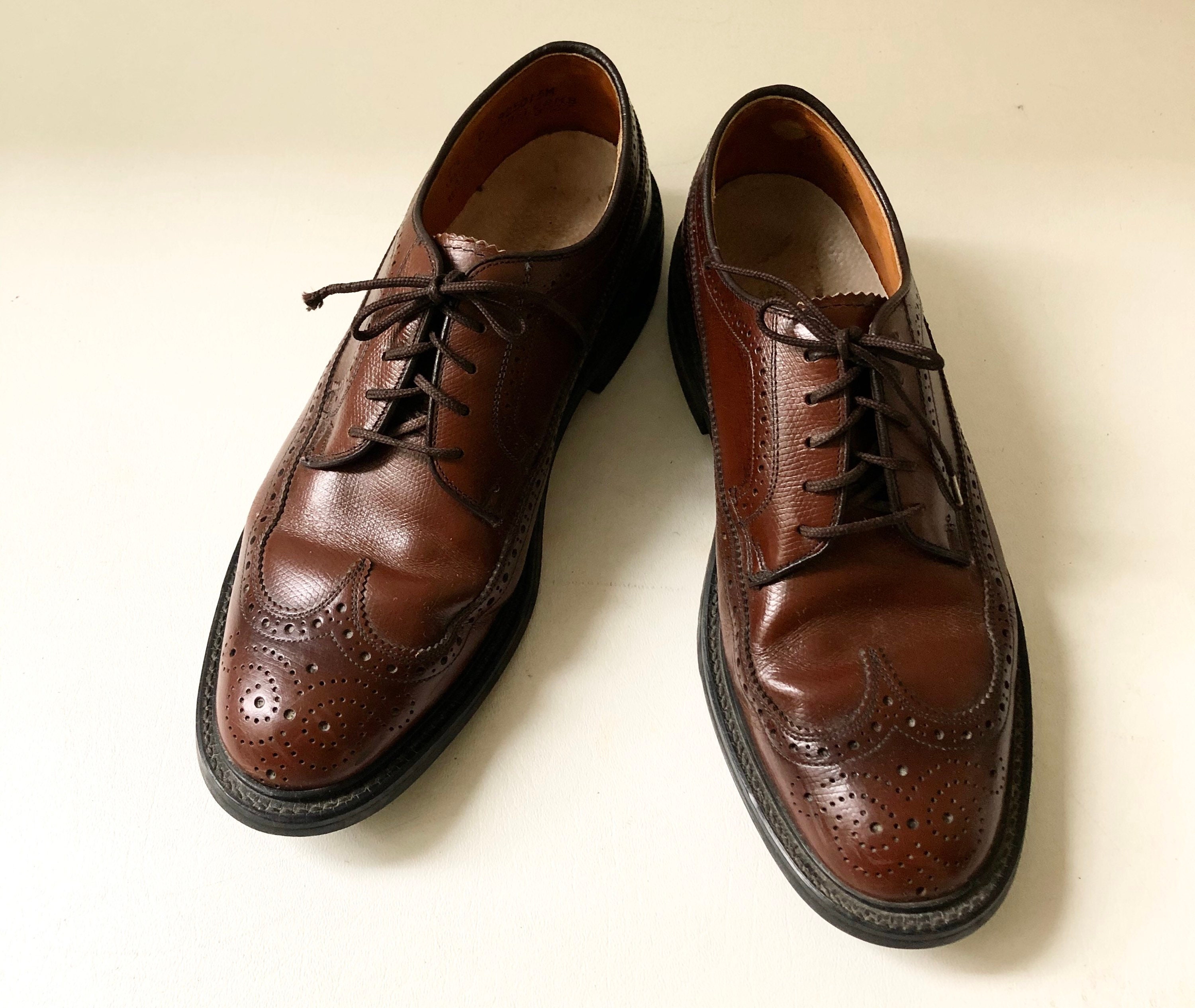 Vintage 1970s British Walkers Brand Brown Leather Wingtip New Zealand ...