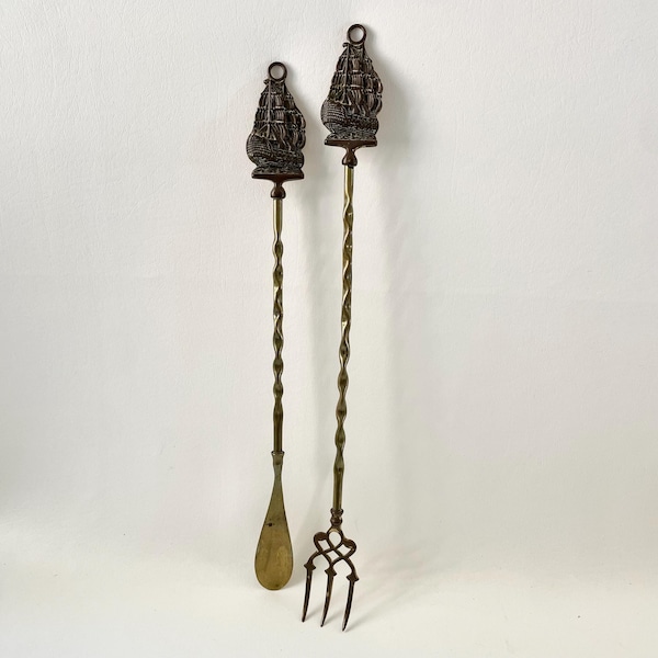 Rascador de espalda y calzador de latón vintage