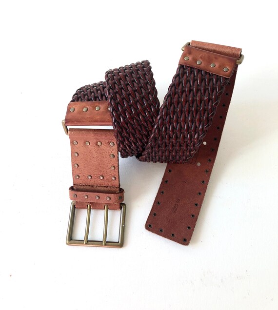 Brown Leather Woven Belt Women\'s Size Large Downtown Braided Leather Belt - Saddle Brown | Faherty Brand main image 2