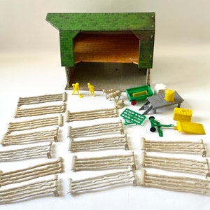 Vintage Louis Marx Tin Lazy Day Farm Set