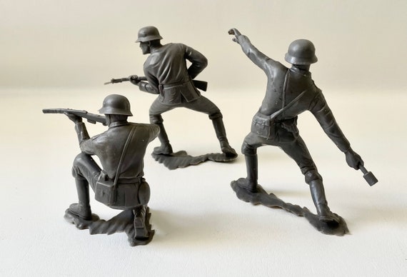 Vintage Gray Louis Marx 6” Toy Soldiers Set of 3 - Etsy