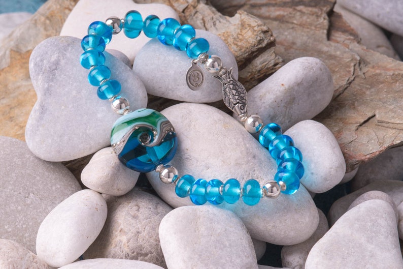Deep Blue Sea Silver Fish Bracelet handmade glass beads Beach Art Glass UK