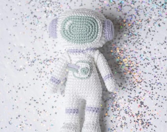 Amigurumi Astronaut naaipatroon PDF-bestand om te downloaden| Handleiding voor haakbestanden