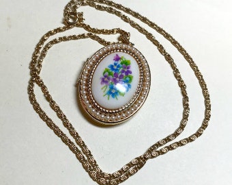 avon vintage locket necklace