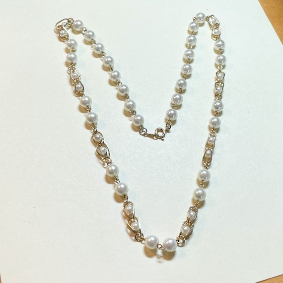 Vintage faux pearl and chain necklace, 24 inches … - image 1