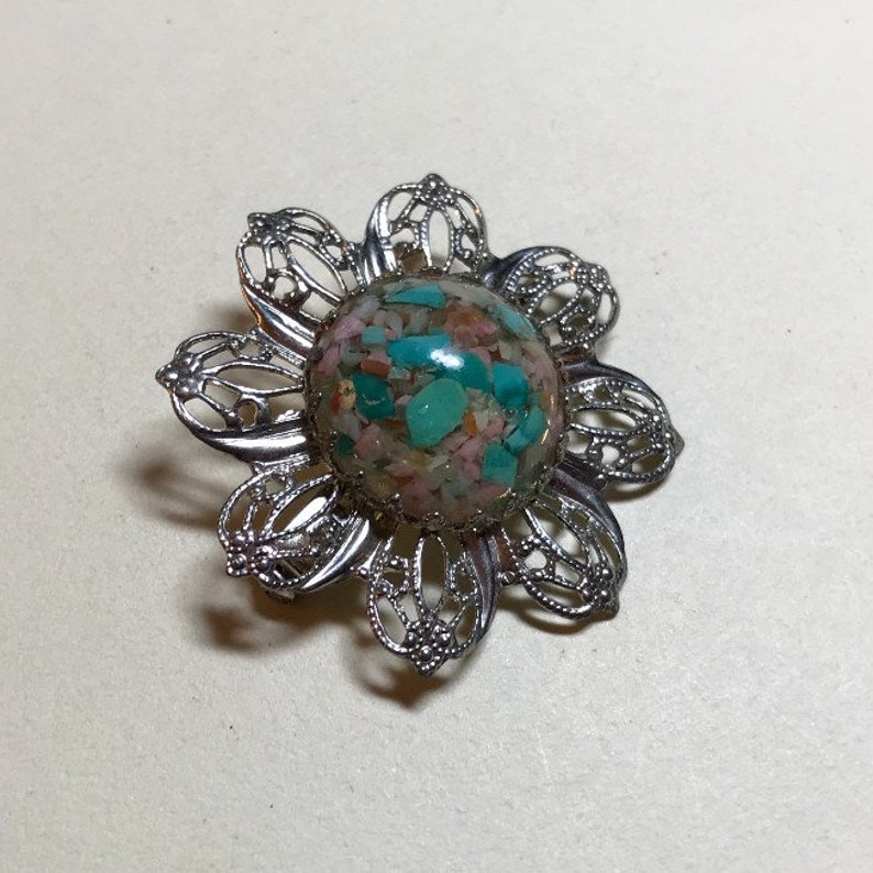 lucite brooch turquoise brooch circle brooch Vintage filigree brooch with turquoise lucite cabochon center 1960s-70s silvertone metal