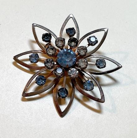 Vintage Atomic Flower Brooch, Goldtone Metal, Clear and Pale Blue