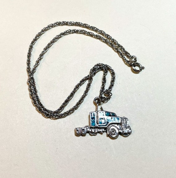 Vintage turquoise semi truck pendant with 18 inch cha… Gem