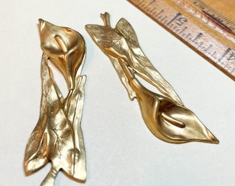 Vintage supply 2 pieces cala lily art nouveau brass stamping, goldtone brass metal, 2 5/8 inches by 3/4 of an inch, flower stamping,  BS314