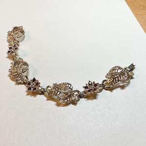 Vintage leaf and floral link bracelet, fits 6 3/4 inches, goldtone metal, purple and clear rhinestones, flower bracelet, 1950s-60s  B7227