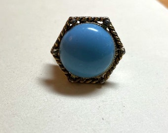 Vintage large blue stone ring, size 6 3/4 adjustable, large plastic blue stone, goldtone metal, blue ring, statement ring, 1960s-70s