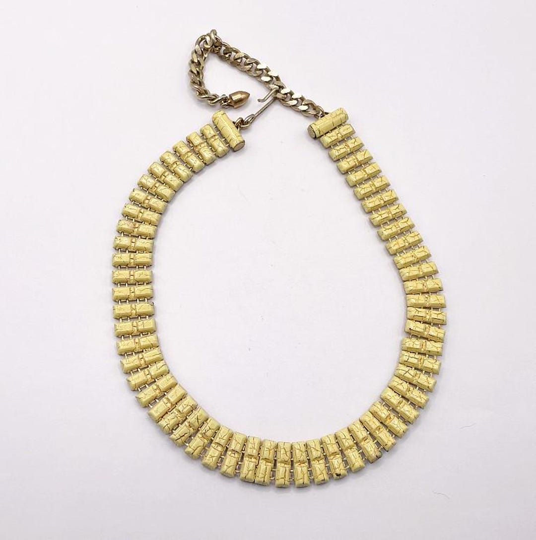 Vintage Chippy Shabby Enamel Link Necklace, 13 to 16 Inches