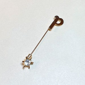 Vintage letter P stickpin with star rhinestone stopper, goldtone metal, initial P pin, letter P pin, gold P pin, monogram P 1970s-80s  P6257