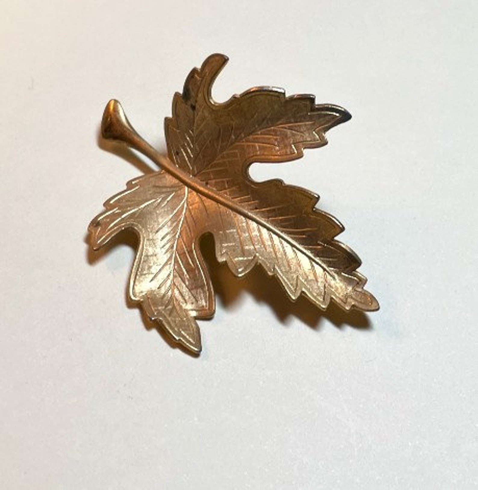 Vintage large maple leaf brooch goldtone metal maple leaf | Etsy
