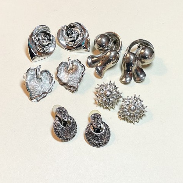 Five pairs of vintage earrings, clips, silvertone metal, leaves, flowers, hearts, vintage earring lot, wedding bouquet, 1950s-60s  E393