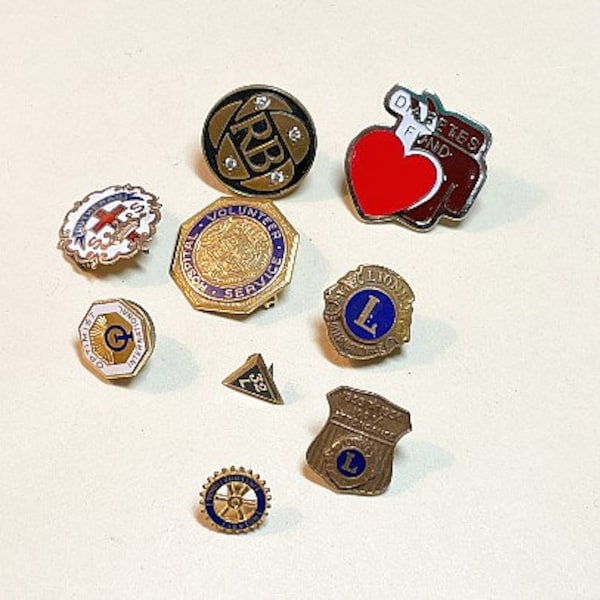 Lot of nine vintage pins, clutch back, service club, church, work award, Lions Club, hospital volunteer, Lutheran Church, Optimist, P3203