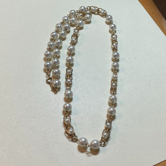 Vintage faux pearl and chain necklace, 24 inches … - image 4