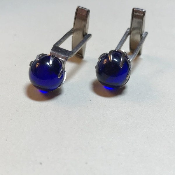 Vintage cobalt blue cuff links, acrylic cabochons and silvertone metal, mid century cuff links, mens jewelry, formal wear 1950s-60s, E262