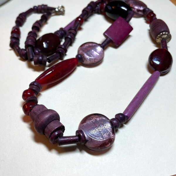 Vintage purple beaded necklace, 32 inches long, glass and wooden beads, goldtone clasp, purple necklace, exotic necklace, 1980s  N10313