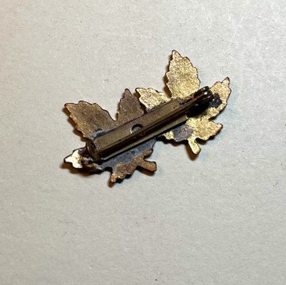 Vintage Niagra Falls Canada pin, goldtone metal w… - image 6