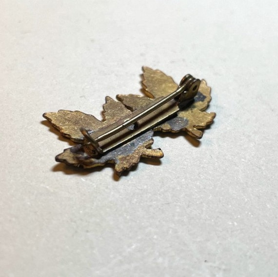 Vintage Niagra Falls Canada pin, goldtone metal w… - image 5