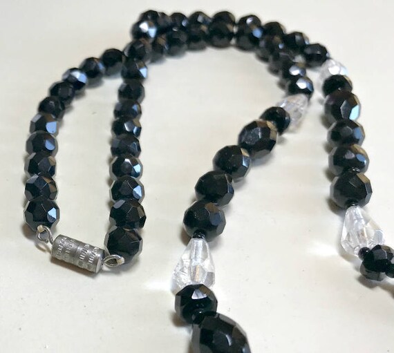 Vintage faceted glass bead necklace, 26 inches, c… - image 5