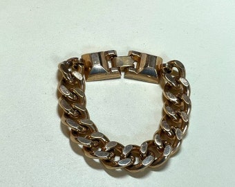 Vintage heavy curb link bracelet, 7 1/4 inches long, 1/2 inch wide, goldtone metal, heavy chain bracelet, gold bracelet, 1970s-80s  B5225