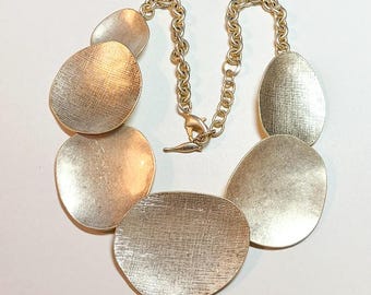 Vintage Chloe and Isabel collar necklace, 16 to 18 inches long, bib pendant, goldtone  ND4197