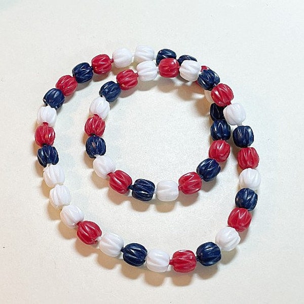 Vintage red, white, and blue Pop-It beads necklace, 21 inch necklace, 48 beads, Pop beads, Popit beads, plastic beads, 1960s-70s  NR5102