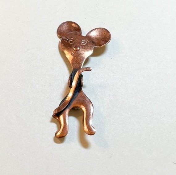 Vintage modern mouse brooch in copper colored met… - image 2