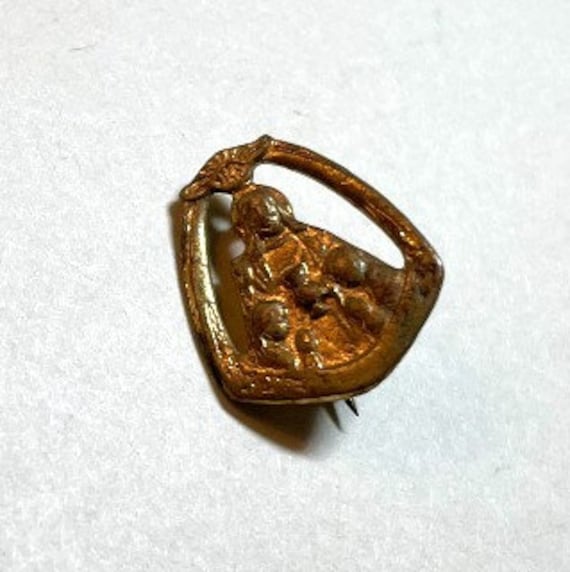 Vintage tiny Catholic medal brooch, goldtone meta… - image 1