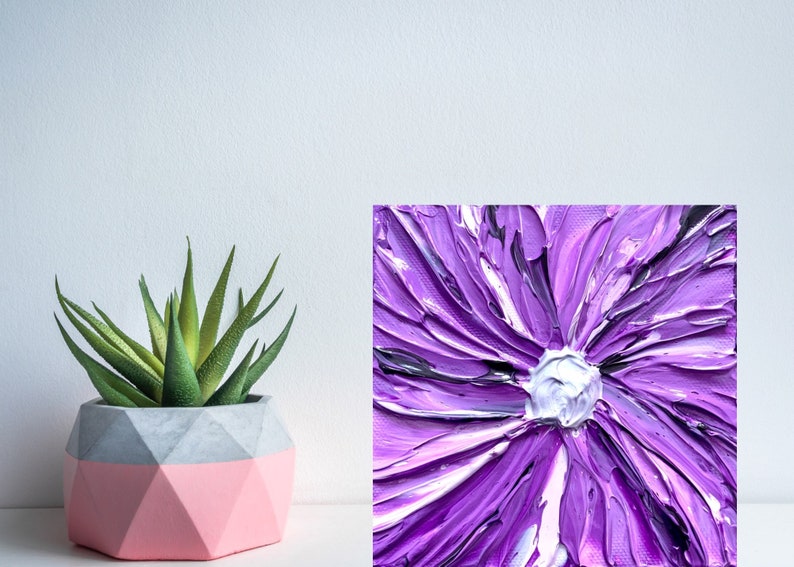 3D Flower Painting: Impasto Textured Purple Floral Artwork (5x5 canvas) bild 3