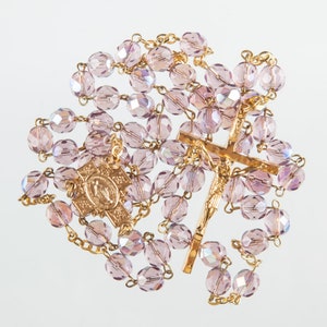 Amythyst Glazen Kraal Rozenkrans. Vergulde ketting, middenstuk en kruisbeeld. Mooie eerste heilige communie dag geschenk.