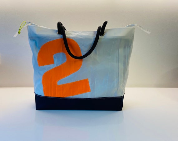 UPCYCLED Zeiltas Grote Tote Rits Tas Gerecycled Zeil Cordura Schoudertas GEPERSONALISEERDE Grote Strand Zwembad Tas Vrouw cadeau Etsy Belgie