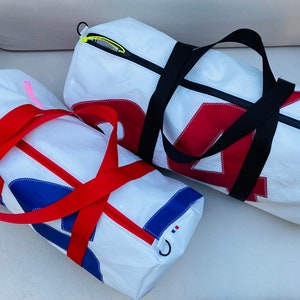 Mittelgroßer Upcycled Segeltuch Reisetasche personalisierte Zero Waste Sport Duffel Bag Reisetasche personalisiertes Geschenk