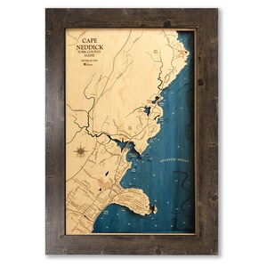 Carte Cape Neddick - carte en bois personnalisée - oeuvre d'art du Maine - art mural 3D - carte des contours - décoration maison de plage - carte 3D - carte topographique - carte de la profondeur