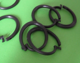 Replacement Gazebo Black Plastic Hangers with Safe Lock for Gazebo Curtains / Mosquito Netting