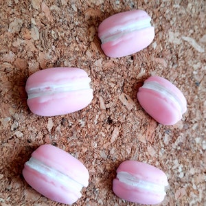 Set of 5 Pink Macaron decorative push pins/thumb tacks/drawing pins for notice/memo/cork/bulletin boards/walls - home/office